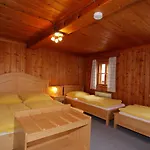 Ferienhaus Tux Holiday Home 펜션