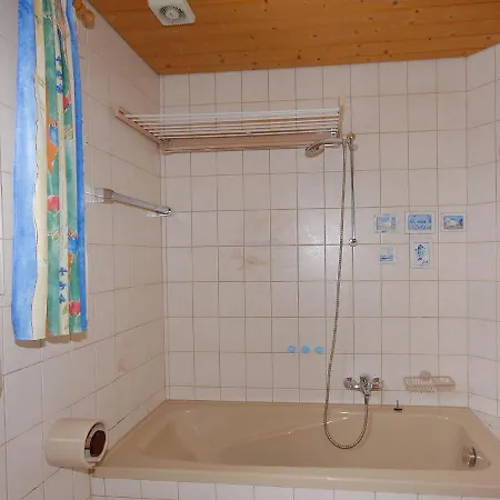 Ferienhaus Tux Holiday Home *