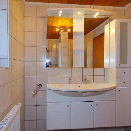 펜션 Ferienhaus Tux Holiday Home