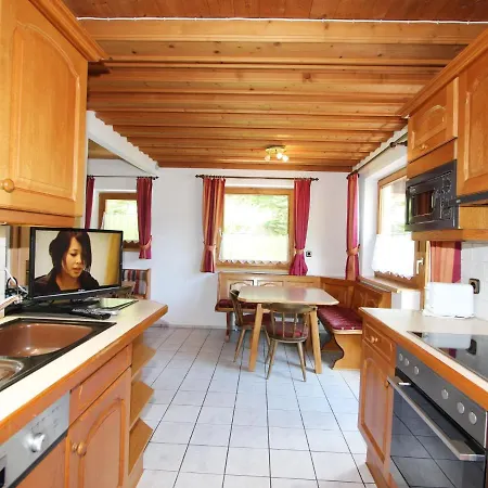 펜션 Ferienhaus Tux Holiday Home *