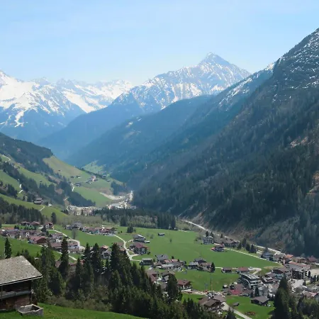 Ferienhaus Tux Holiday Home 턱스