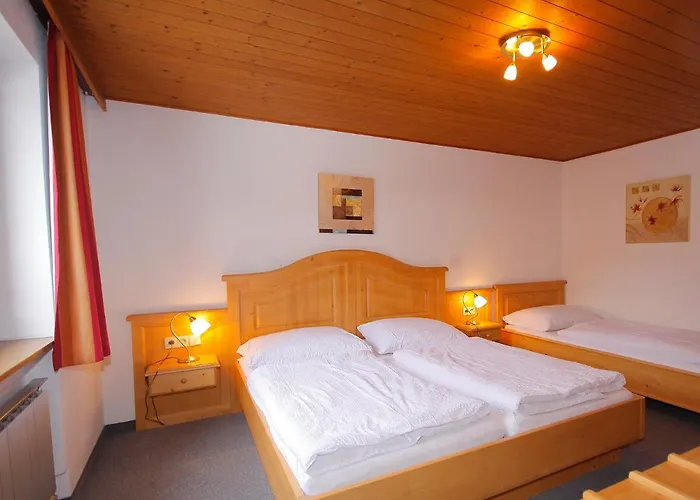 Ferienhaus Tux Holiday Home *