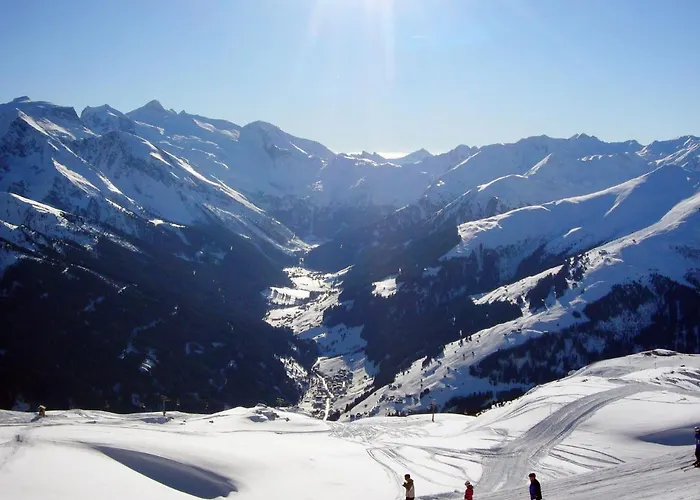 Ferienhaus Tux Holiday Home *