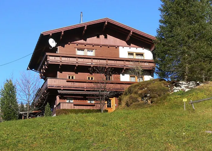 Ferienhaus Tux Holiday Home 別荘 *